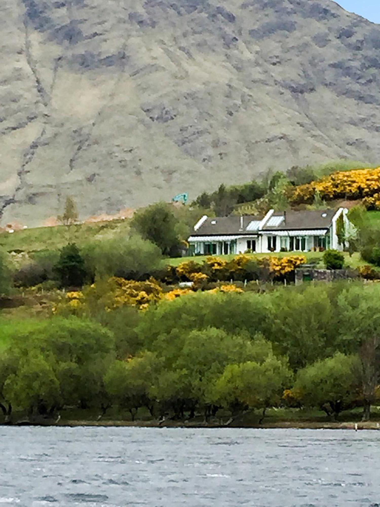 Сasa de vacaciones Charming House In Tourmakeady With View *